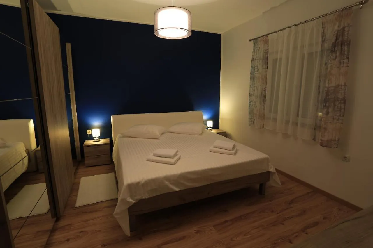 Holiday House With A Swimming Pool Zadar - 14133 Croatia